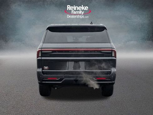 New 2025 Lincoln Navigator L Reserve image 6