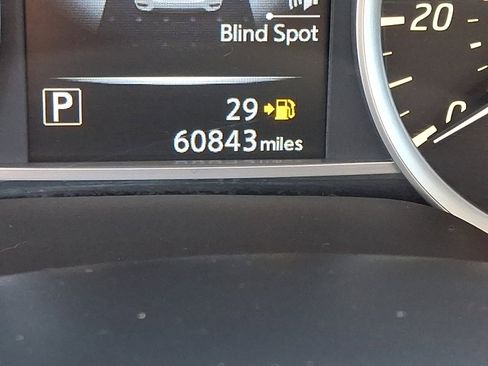 Used 2016 Nissan Sentra SR w/ Driver's Assist Package image 20