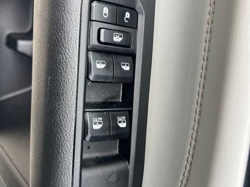 Used 2023 Jeep Compass Limited w/ Elite Group AWD/4WD image 33