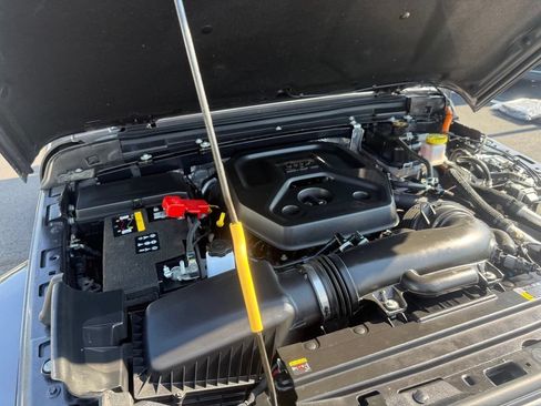 Used 2025 Jeep Wrangler Unlimited Sahara AWD/4WD image 66