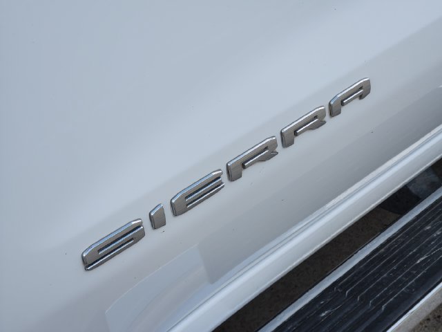 Used 2021 GMC Sierra 1500 SLT RWD image 12