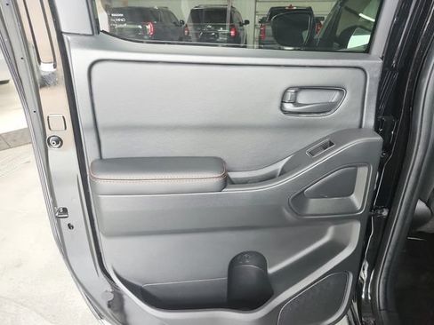 Used 2026 Nissan Frontier PRO-4X AWD/4WD image 35