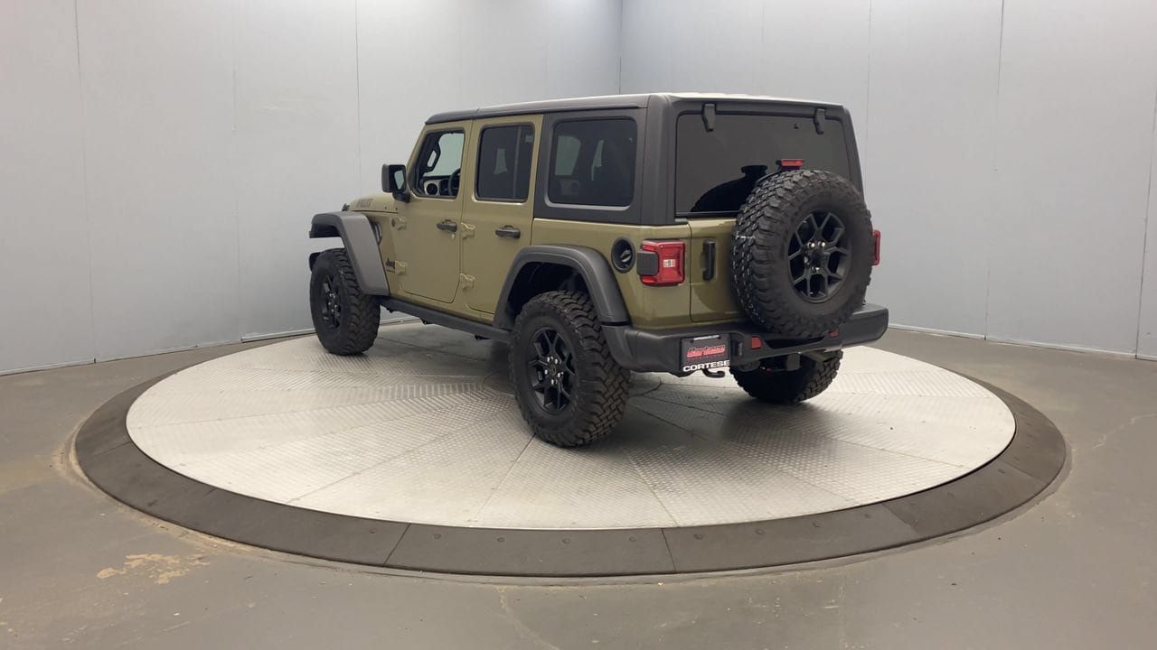 Used 2026 Jeep Wrangler Unlimited Sport AWD/4WD image 3