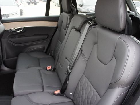 New 2025 Volvo XC90 T8 Plus w/ Protection Package Premier image 23