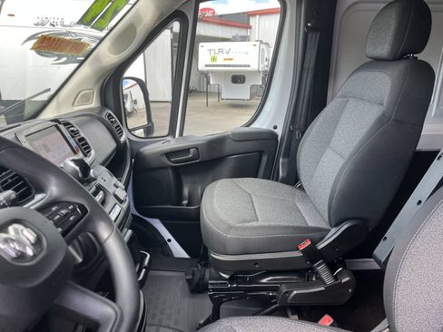 Used 2024 RAM ProMaster 3500 w/ Quick Order Package 22G SLT FWD image 24