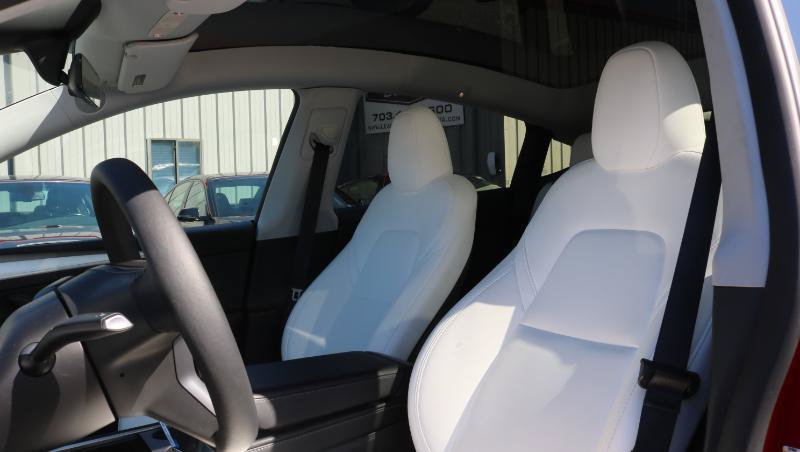 Used 2023 Tesla Model Y Performance AWD/4WD image 10