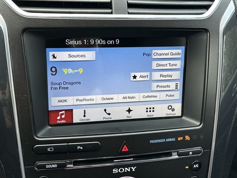 Used 2017 Ford Explorer Sport w/ Equipment Group 401A AWD/4WD image 27