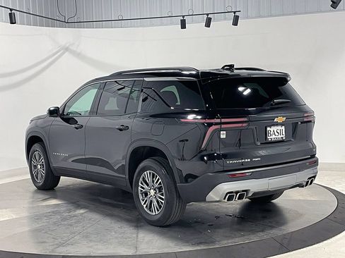 Used 2024 Chevrolet Traverse LT AWD/4WD image 14