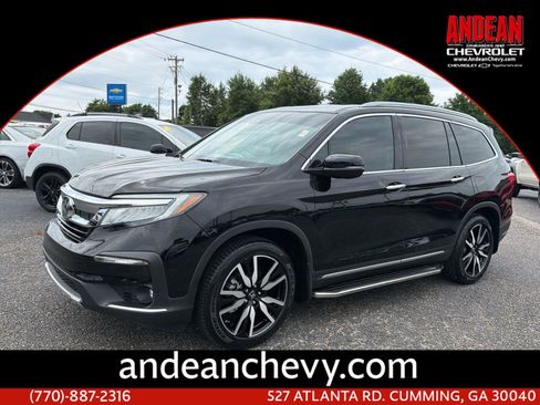 Used 2020 Honda Pilot Touring image 1