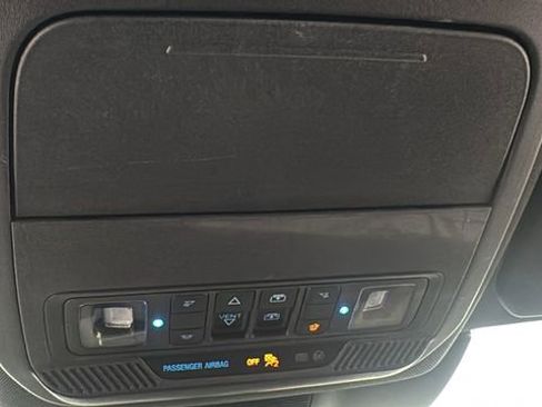 Used 2023 Ford Explorer ST-Line w/ Class IV Trailer Tow Package image 31