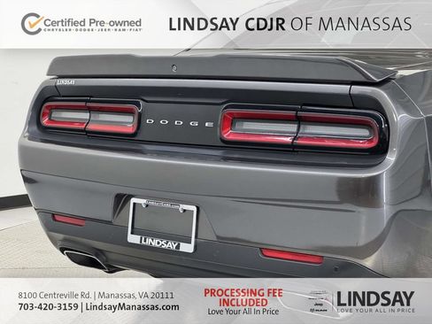 Used 2022 Dodge Challenger R/T RWD image 10
