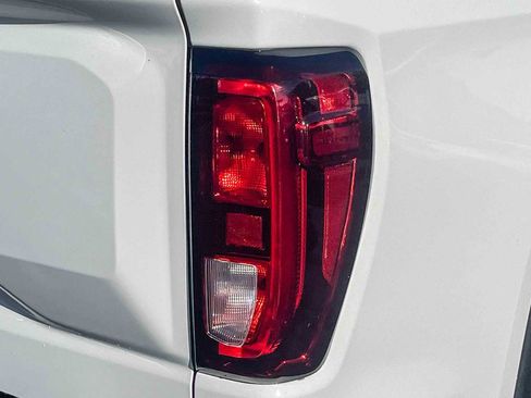 Used 2020 GMC Sierra 1500 Elevation w/ Elevation Value Package image 8