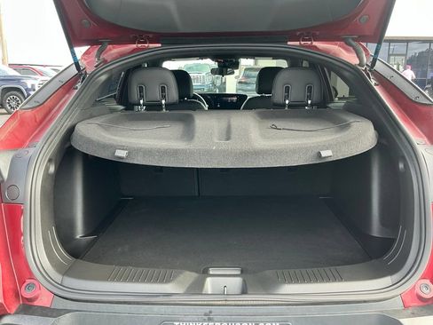 Used 2024 Buick Envista Preferred FWD image 23