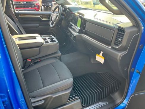 Used 2026 Chevrolet Silverado 1500 LT AWD/4WD image 19