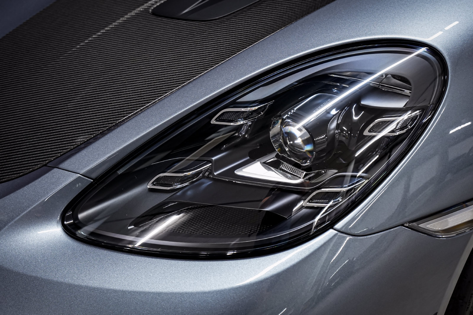 Used 2024 Porsche 718 Boxster Spyder RS RWD image 32