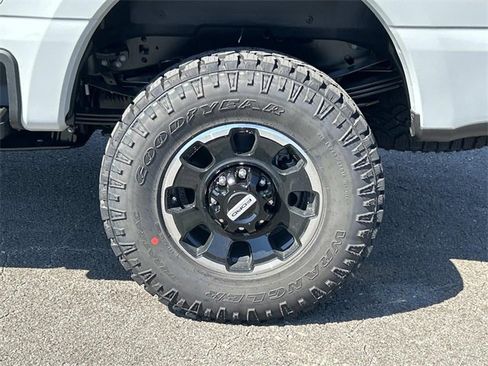New 2026 Ford F250 Lariat w/ Tremor Off-Road Package image 13