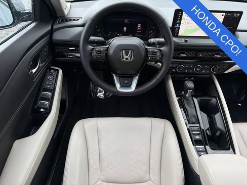 Used 2025 Honda Accord Touring image 19