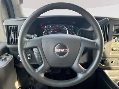 Certified 2022 GMC Savana 2500 w/ Driver Convenience Package image 10