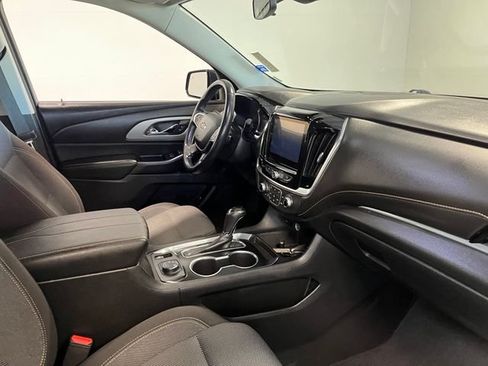 Used 2019 Chevrolet Traverse LT AWD/4WD image 11