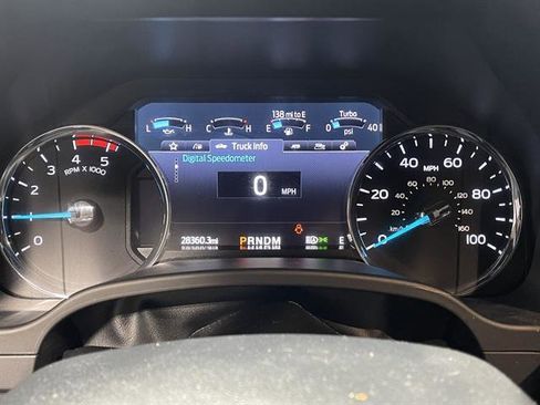 Used 2022 Ford F250 Lariat w/ Black Appearance Package image 28