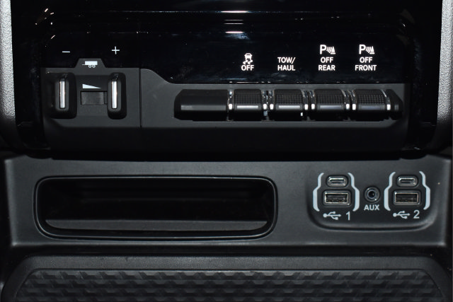 Used 2023 RAM 1500 Big Horn AWD/4WD image 18