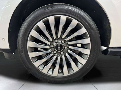Used 2018 Lincoln Navigator Reserve w/ Technology Package AWD/4WD image 69