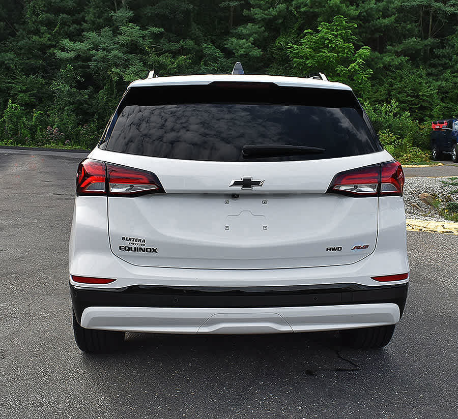 Used 2024 Chevrolet Equinox RS w/ RS Leather Package AWD/4WD image 7