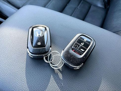 Used 2023 Honda CR-V EX-L image 15