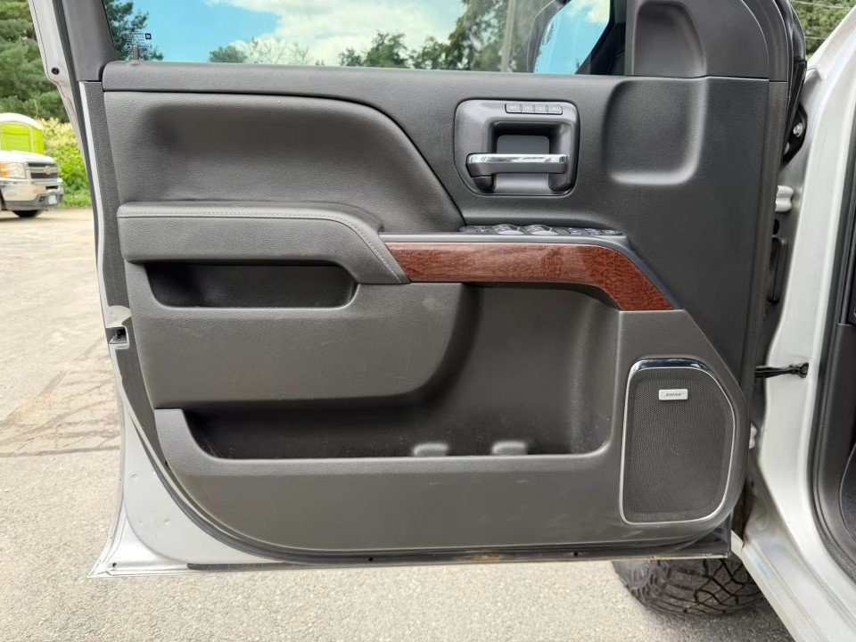 Used 2018 GMC Sierra 1500 SLT w/ SLT Premium Package AWD/4WD image 18