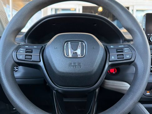 Used 2025 Honda Accord SE image 22