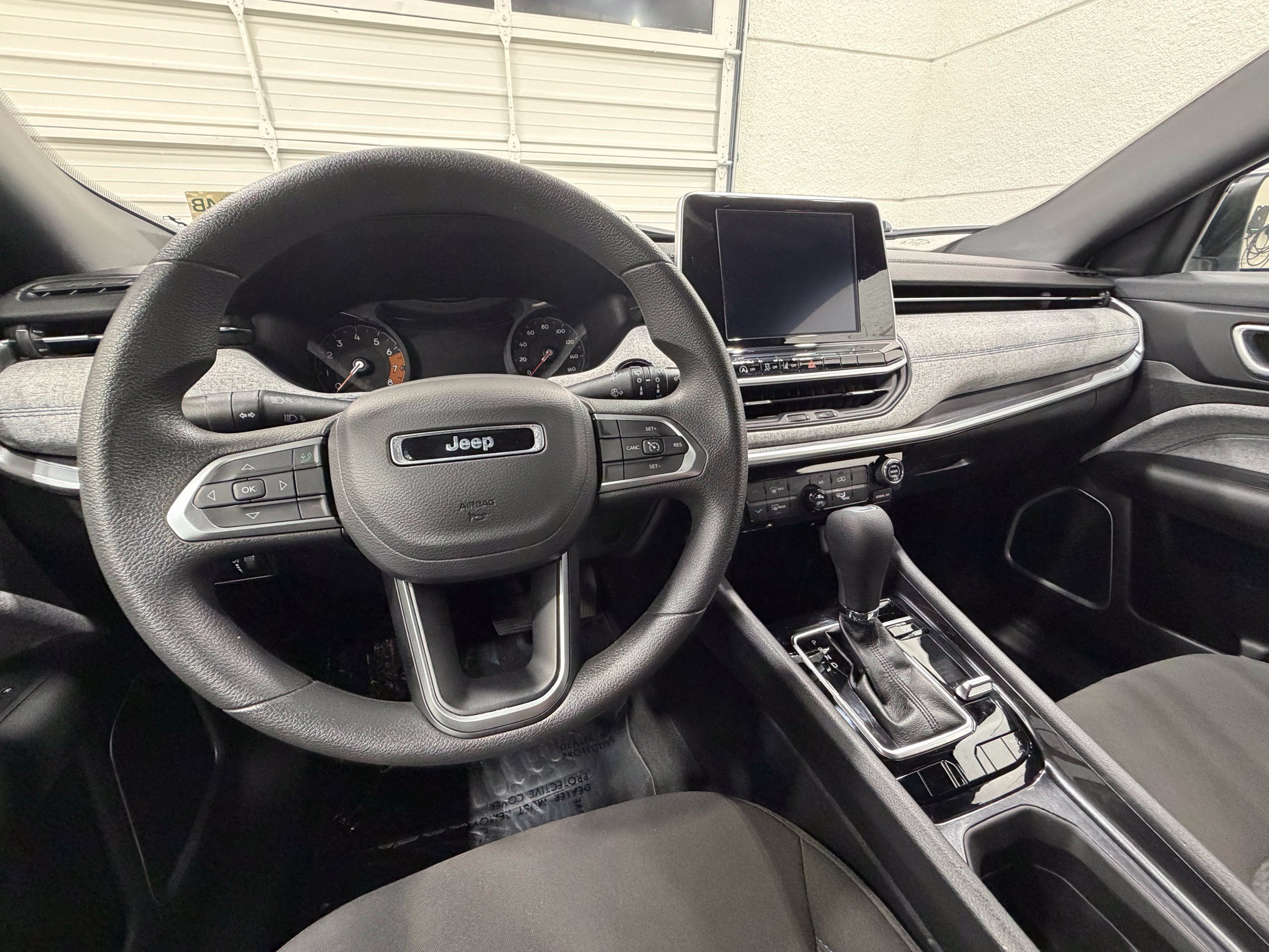 Used 2025 Jeep Compass Sport AWD/4WD image 37
