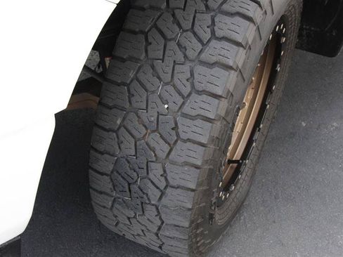 Used 2023 RAM 1500 Big Horn AWD/4WD image 38