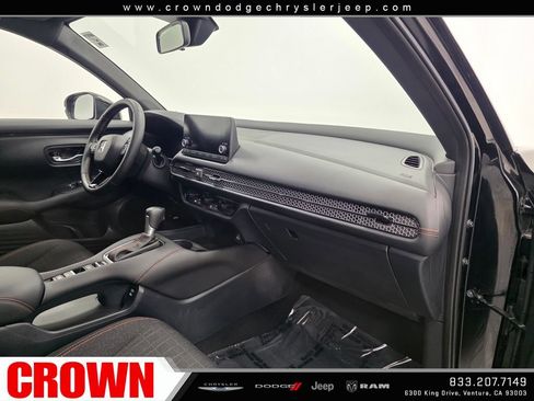 Used 2025 Honda HR-V Sport image 12
