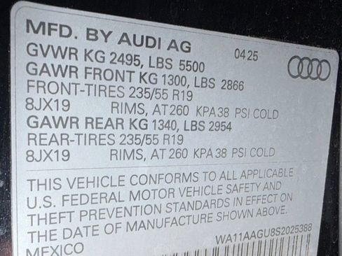 Used 2025 Audi Q5 Premium w/ Convenience Package AWD/4WD image 35