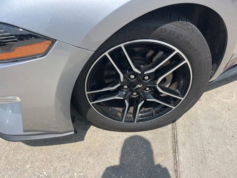 Used 2021 Ford Mustang Premium image 27