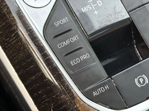 Used 2022 BMW M340i w/ Driving Assistance Package image 21