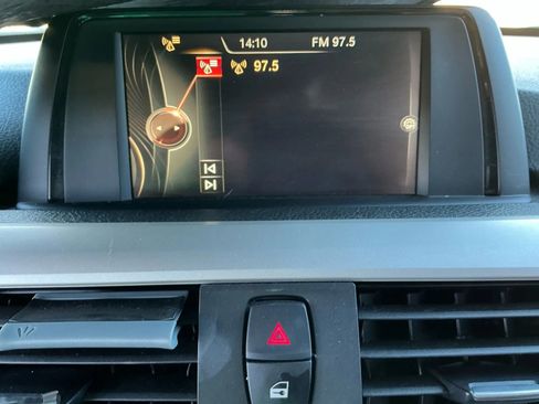 Used 2017 BMW 320i Sedan image 27