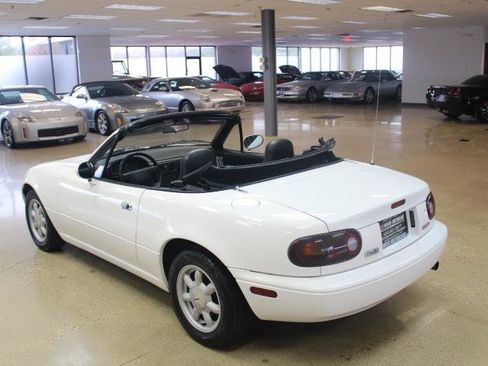 Used 1990 MAZDA MX-5 Miata image 19