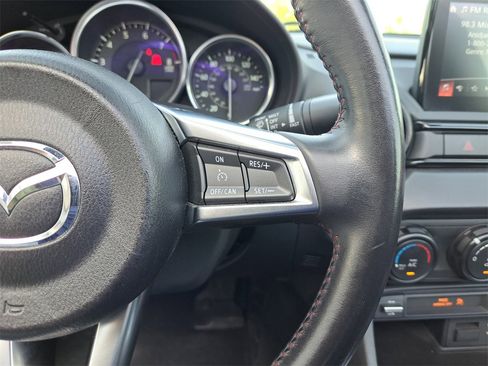 Used 2019 MAZDA MX-5 Miata RF Club w/ I-ACTIVSENSE Sport Package image 15