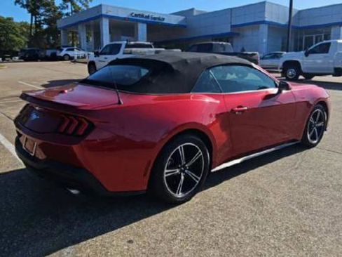 Used 2024 Ford Mustang Premium image 7