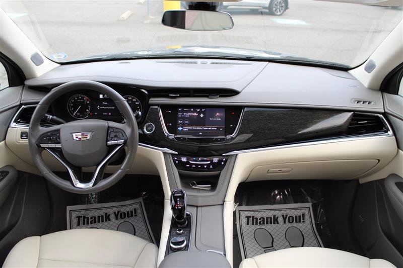 Used 2023 Cadillac XT6 Premium Luxury AWD/4WD image 14