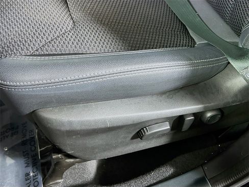 Used 2023 Subaru Forester Premium image 18