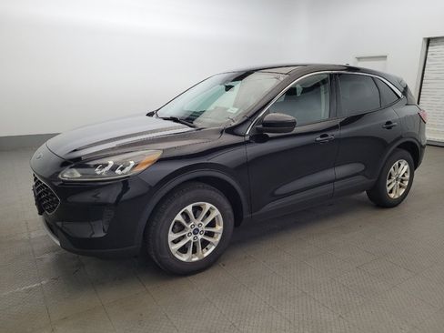 Used 2020 Ford Escape SE AWD/4WD image 2