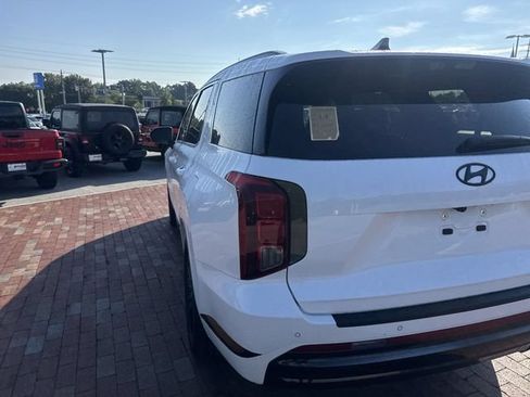 Used 2025 Hyundai Palisade Calligraphy AWD/4WD image 10