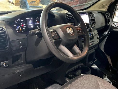 Used 2023 RAM ProMaster 2500 FWD image 10