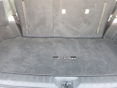 Certified 2024 Toyota Grand Highlander FWD image 32