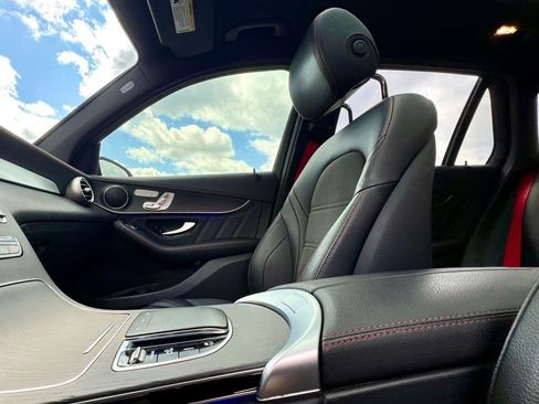 Used 2022 Mercedes-Benz GLC 43 AMG 4MATIC image 18