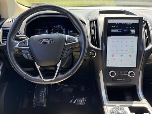 Used 2023 Ford Edge SEL AWD/4WD image 2