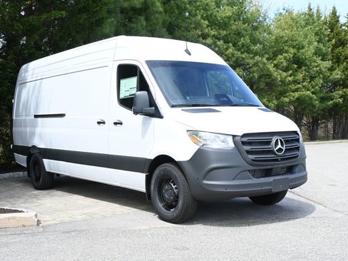 New 2026 Mercedes-Benz Sprinter 2500 image 8