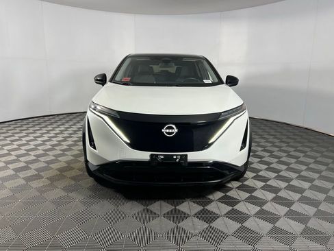Used 2024 Nissan Ariya FWD image 10